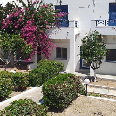White And Blue,Finikas Syros Apartment Vissa Exterior photo
